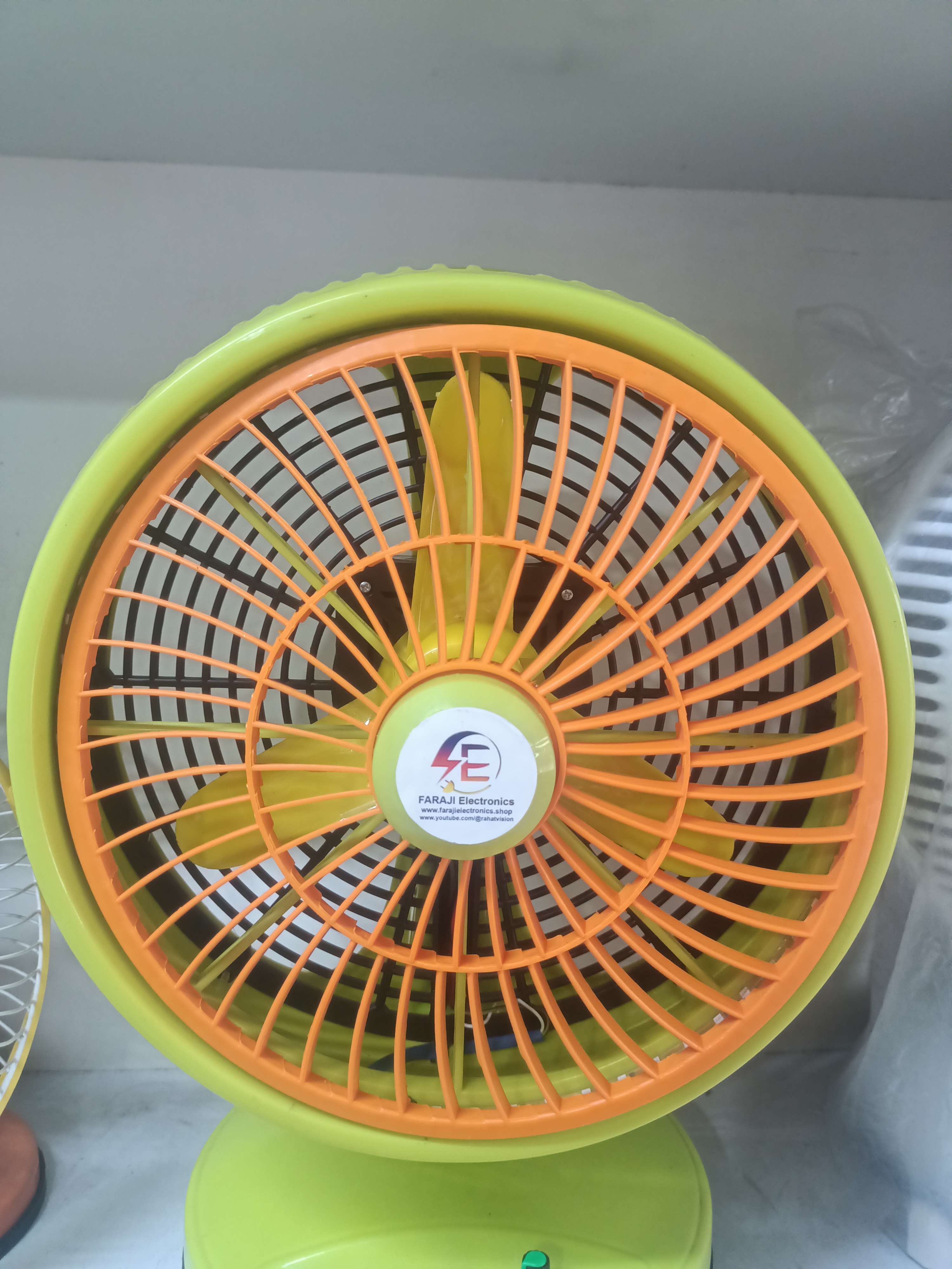 10 inci Charger Solar Fan Body